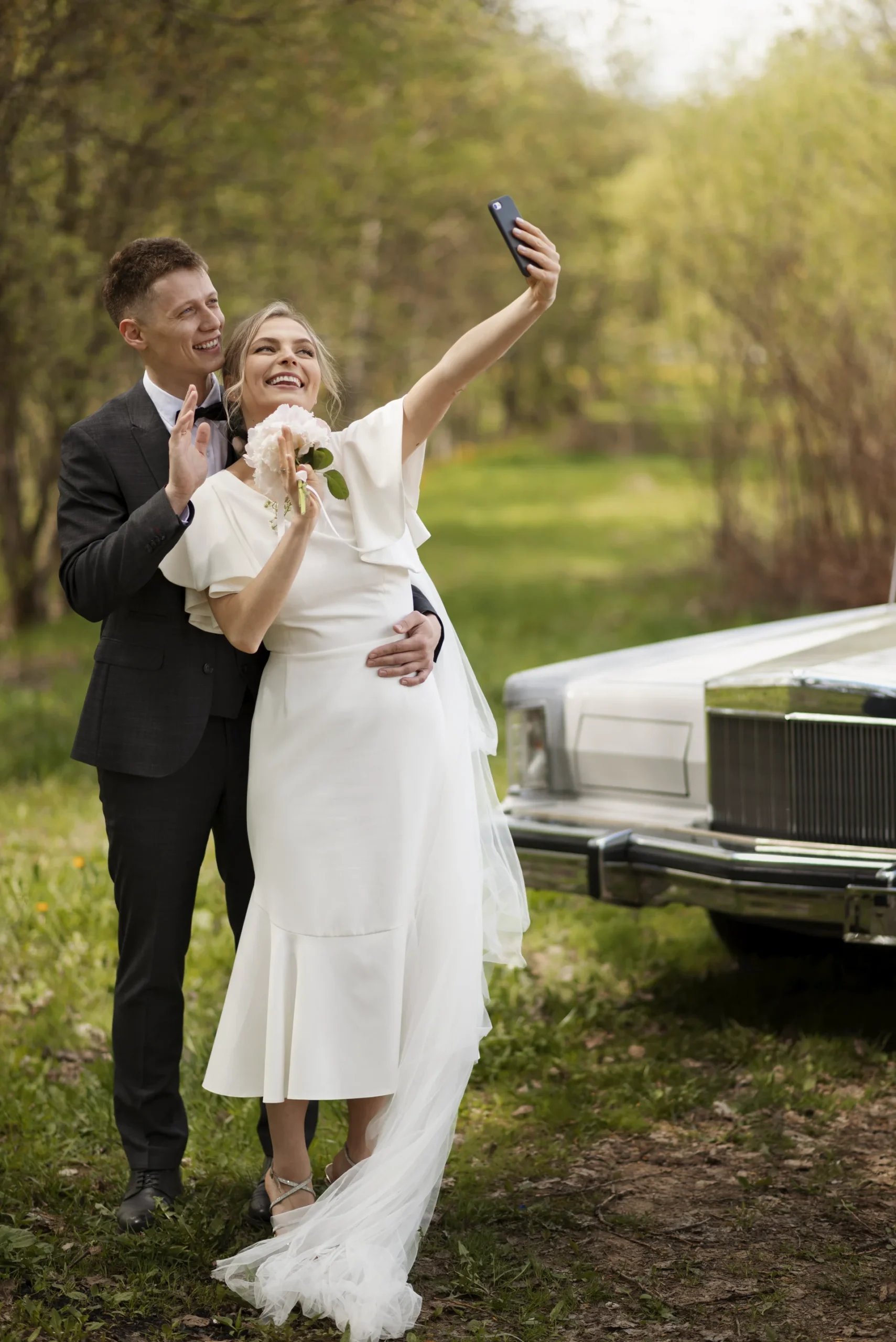 just-married-couple-with-their-car-2